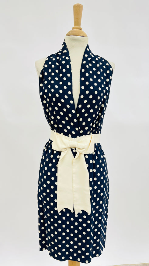 Abito corto a pois con fiocco