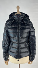 Piumino corto nero Moncler