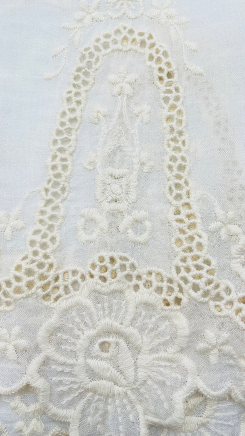 Blusa ricami in pizzo