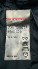 Piumino sfiancato PRADA linea rossa