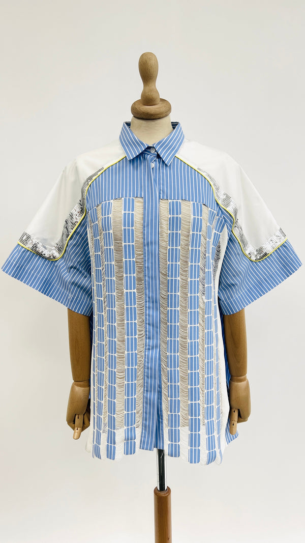 Camicia con laccetti