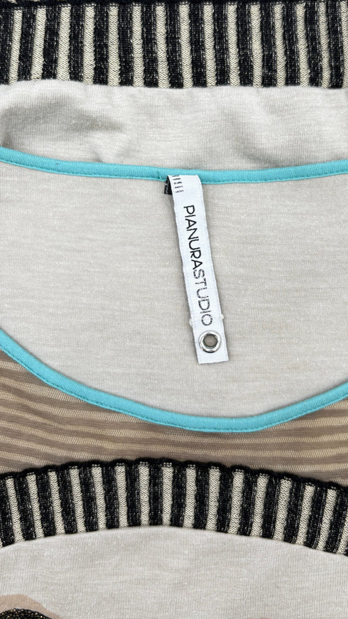 Top in maglia con perline