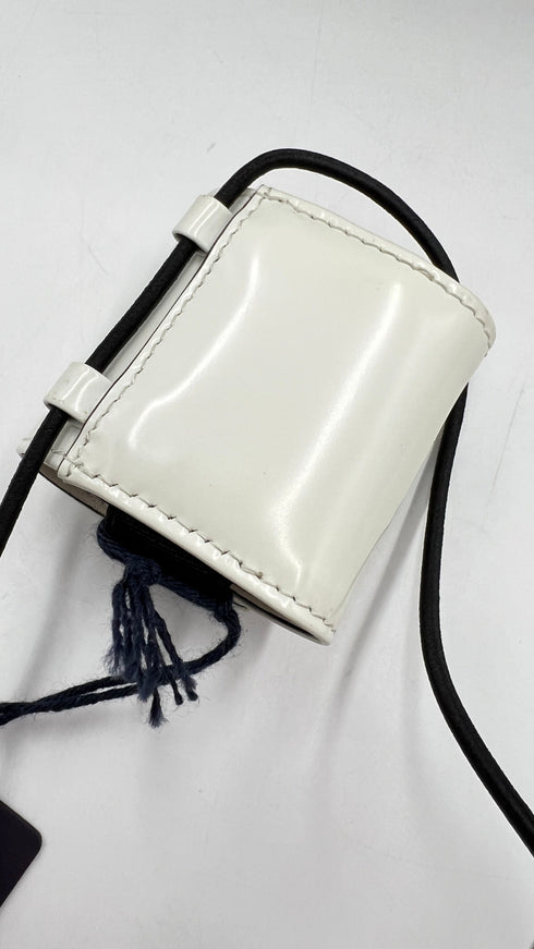 Porta AirPods bianco