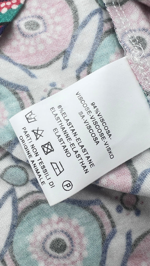 Longsleeve geometrica con cartellino