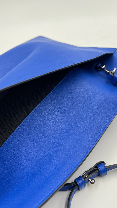 Borsa “T pouch”