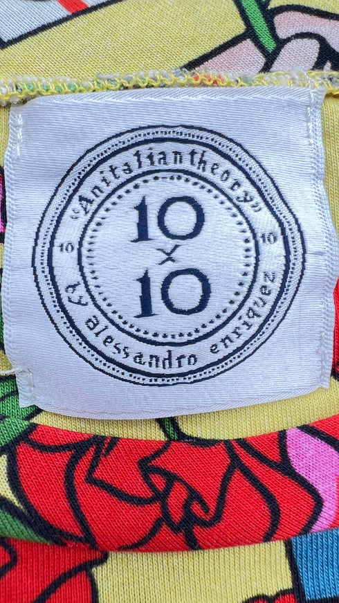 T-shirt in cotone con rose
