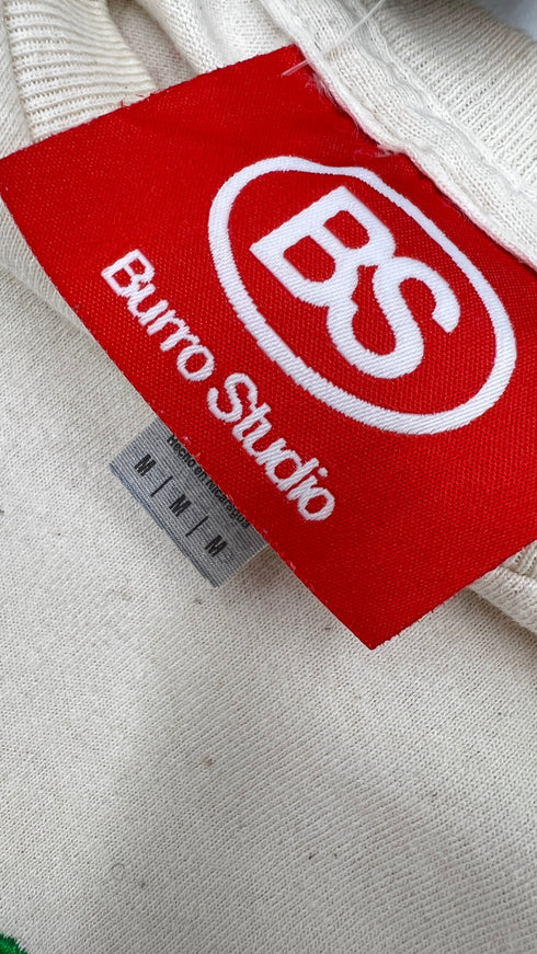 T-shirt "No Bra Embassy"