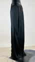 Completo nero in tessuto jacquard satinato
