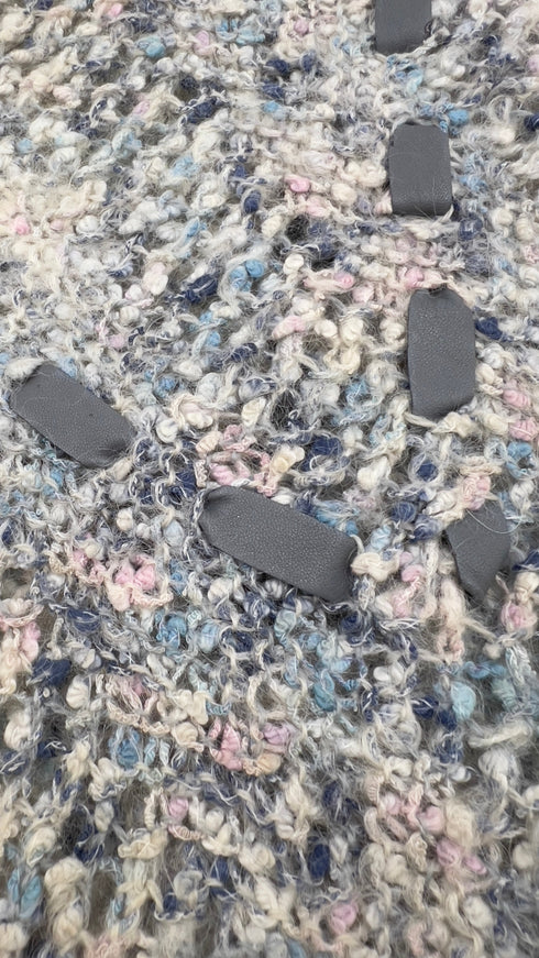 Maglione con intreccio in pelle