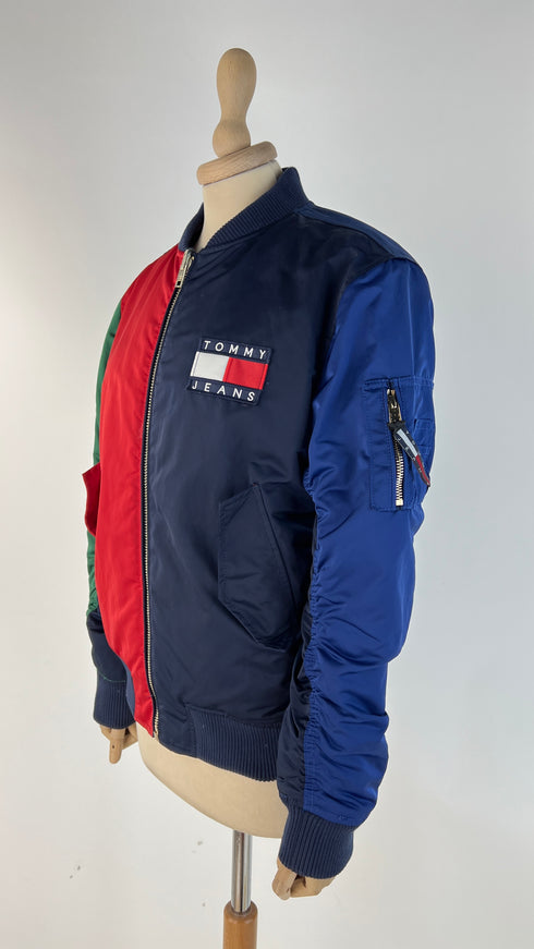 Bomber reversbile color block