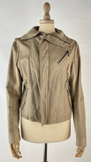 Giacca corta in pelle beige EJ