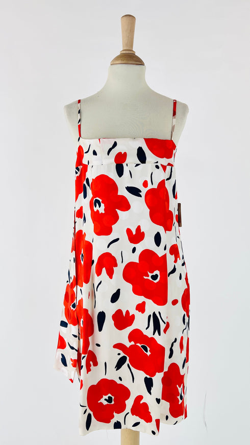 Abito corto con fiori e pois