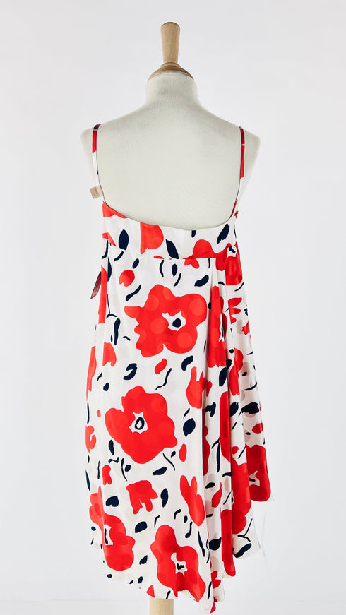 Abito corto con fiori e pois