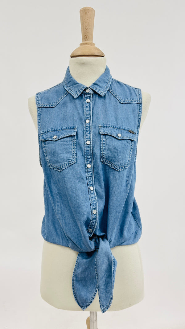 Camicia smanicata in denim