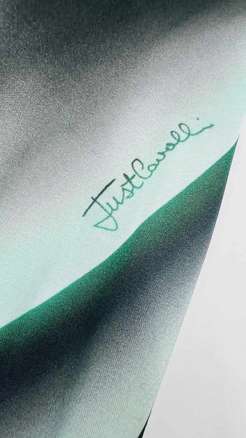 Abito corto con cartellino