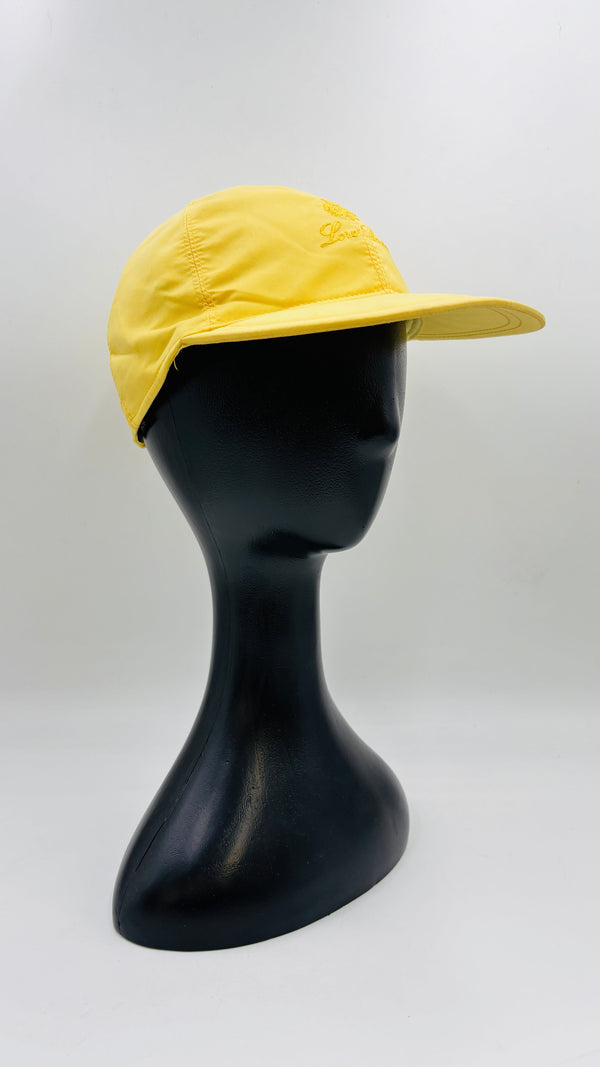 Berretto logato con visiera