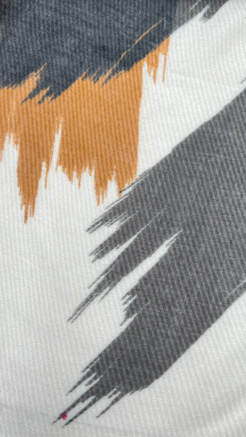 Stola multi-righe sfrangiata