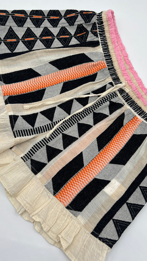 Shorts ricamati in 100% cotone