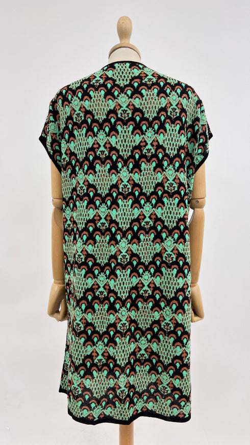 Gilet over jacquard