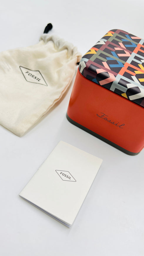 Collana con ciondolo serpente