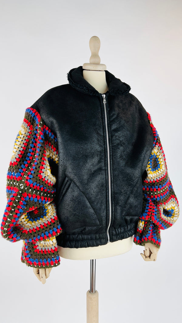 Montone maniche ad uncinetto