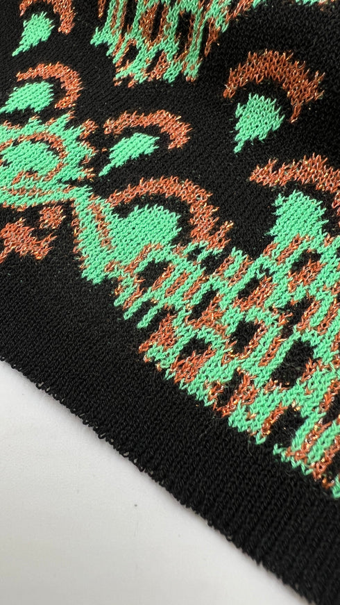 Gilet over jacquard