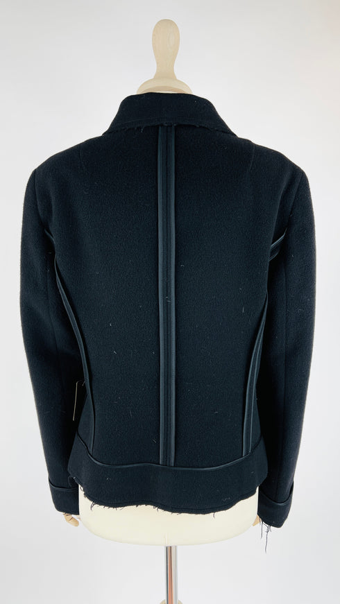 Giacca in cashmere taglio vivo