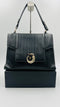 Borsa a spalla con hardware oro