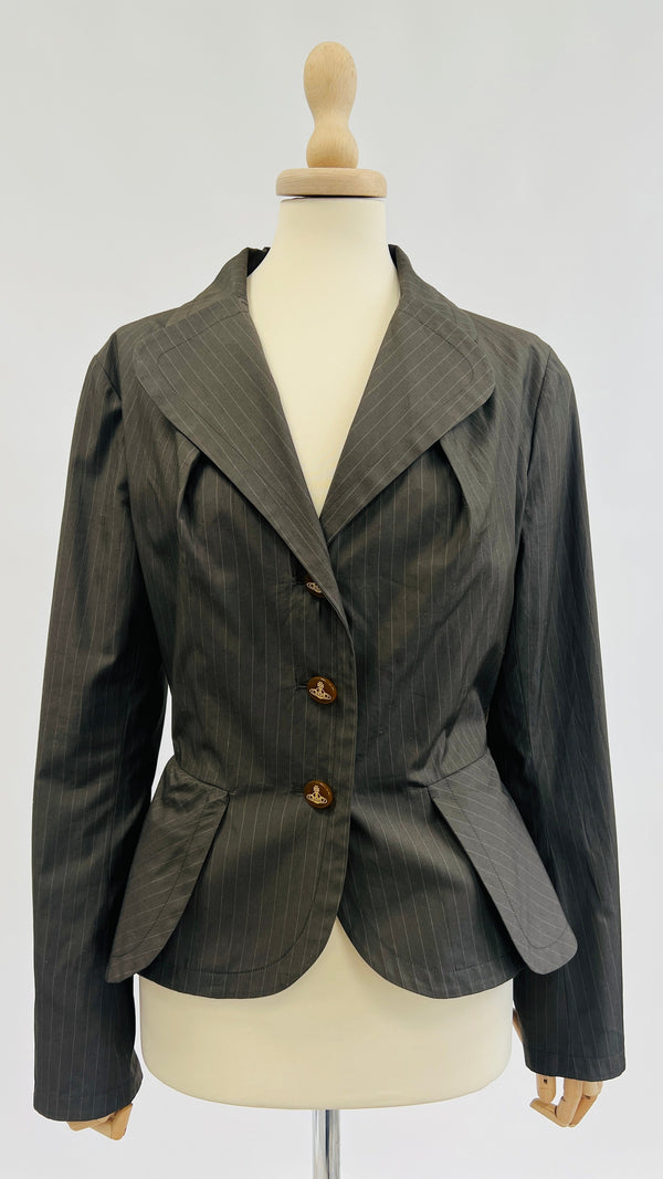 Blazer gessato con cartellino