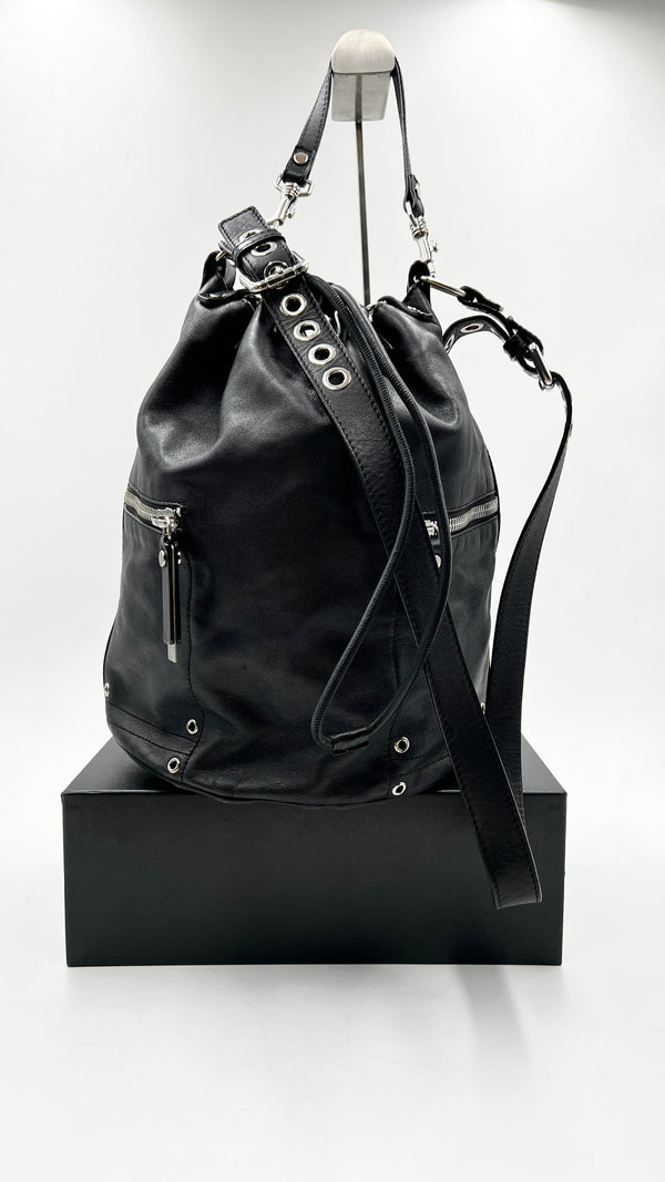 Borsa a secchiello in pelle nera