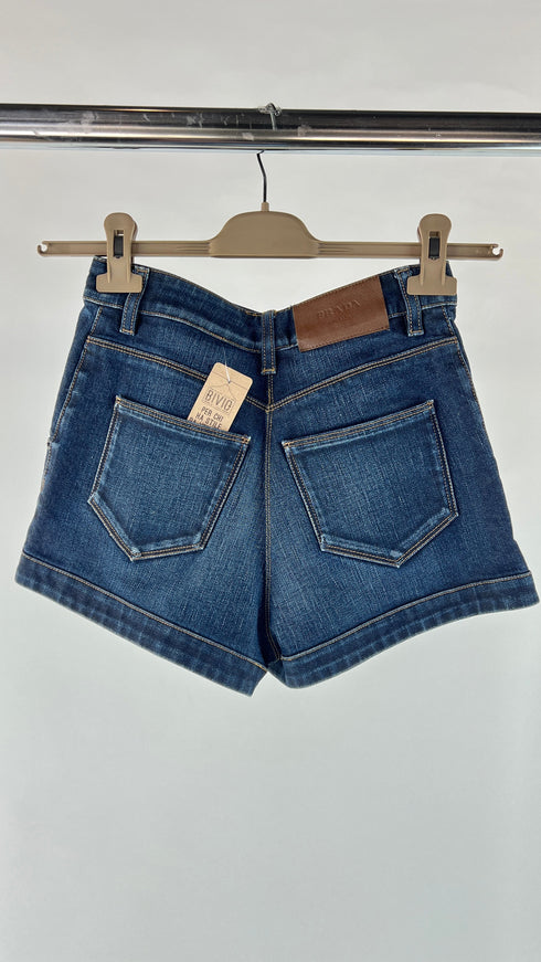 Shorts in denim