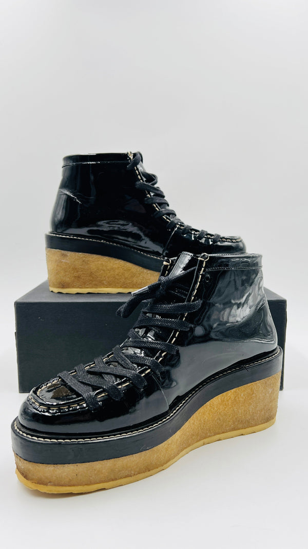 Stivaletto con zeppa N.39