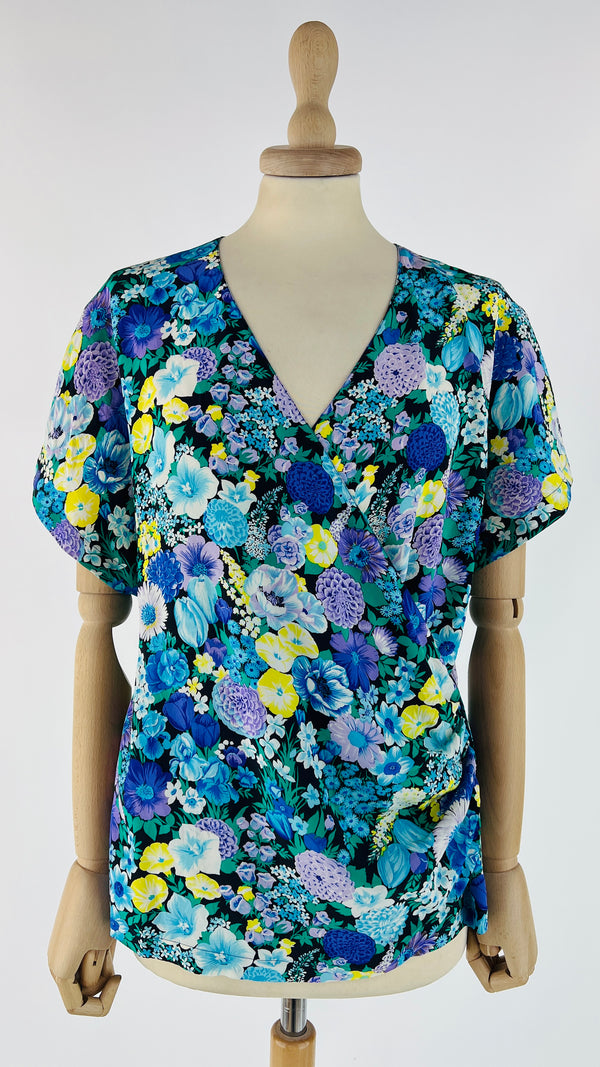 Blusa vintage in seta floreale