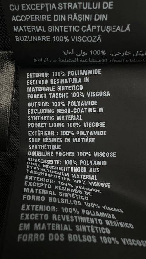 Pantaloni affusolati in nylon nero