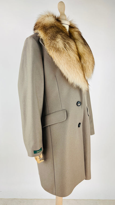 Cappotto con collo pelliccia