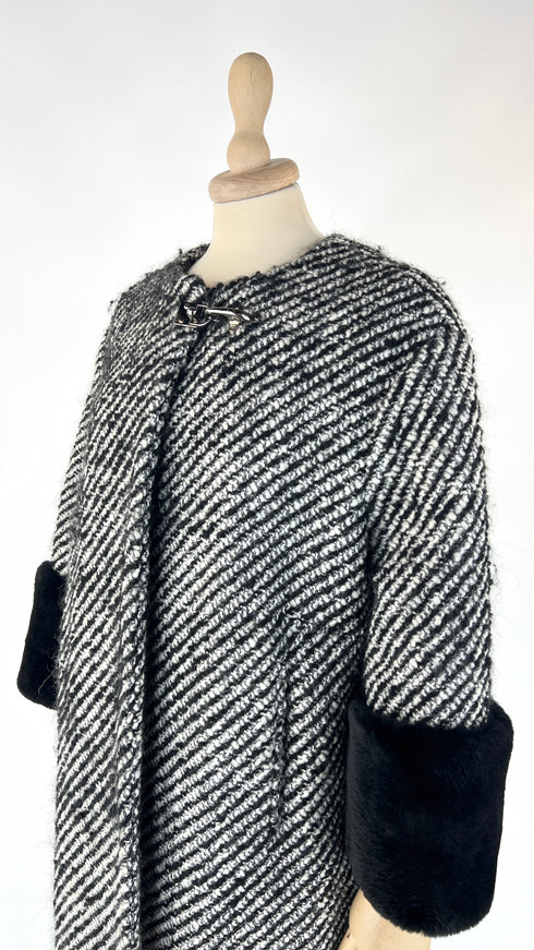 Cappotto bouclé a righe