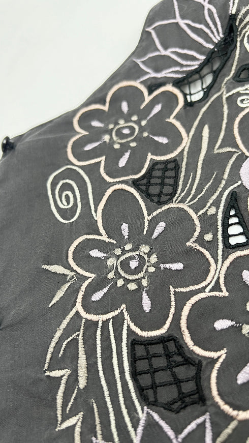 Blusa ricami floreali