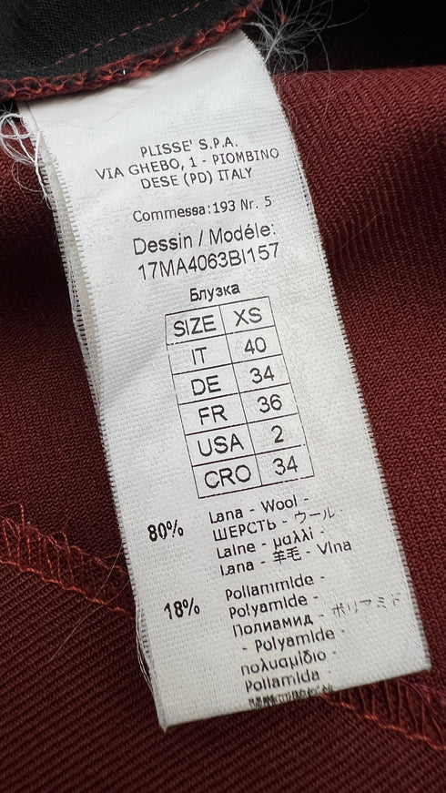 T-shirt corta tessuto
