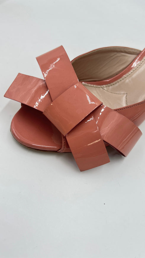 Mules pelle verniciata con fiocco N.38