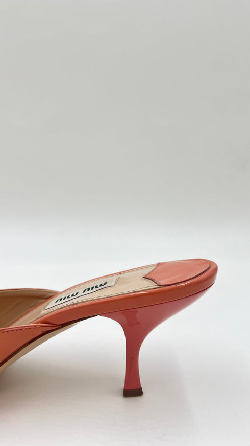 Mules pelle verniciata con fiocco N.38
