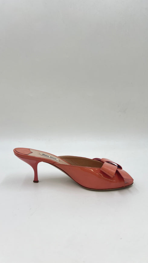 Mules pelle verniciata con fiocco N.38