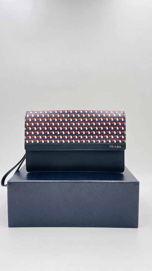 Pochette geometrica saffiano