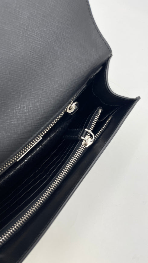 Pochette geometrica saffiano