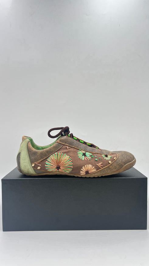 Sneakers fiori ricamo