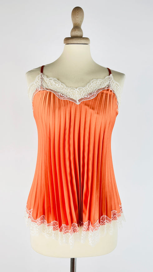 Top plissé con pizzo