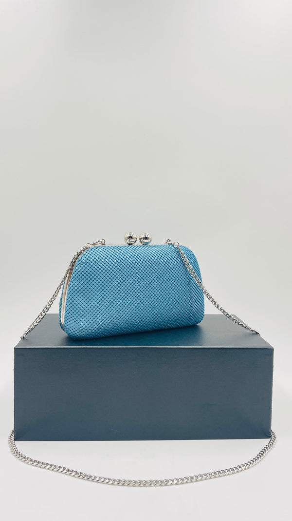 Pochette azzurra metallizzata