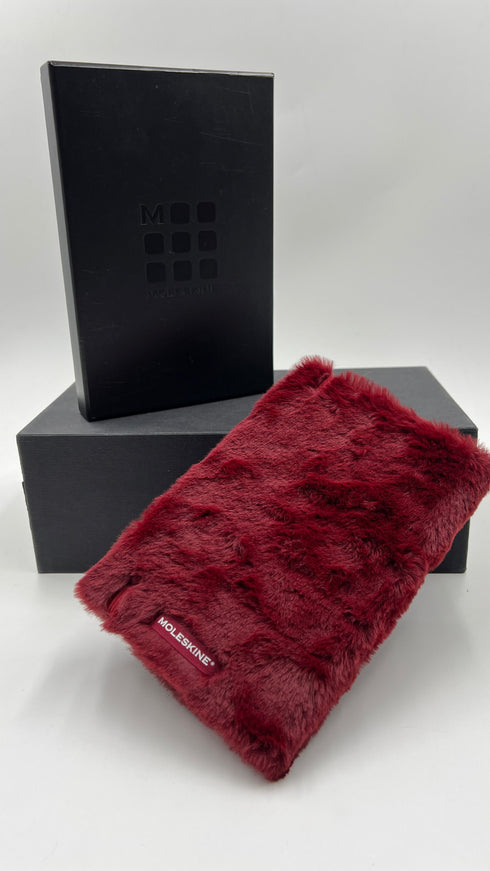 Notebook in faux fur