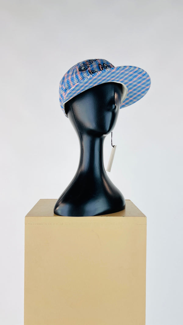 Cappetto tartan ricamato con cartellino