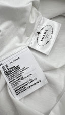 T-shirt basica con cartellino PRADA