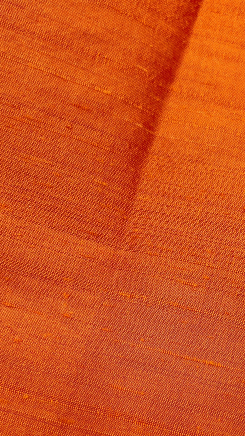 Top smanicato in seta